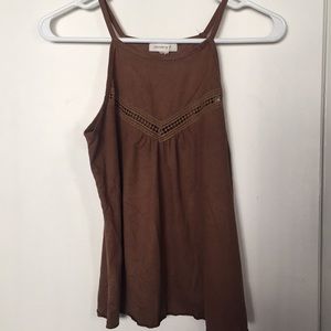 🎉 Brown tank top with crochet design